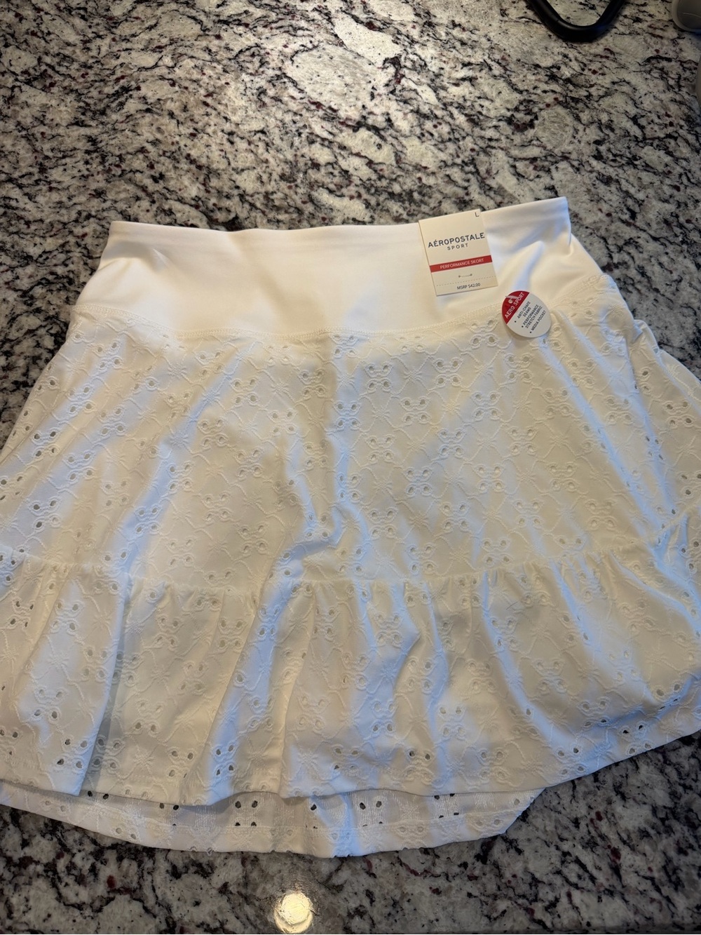 Aeropostale NWT White Eyelet Tiered performance Skort large